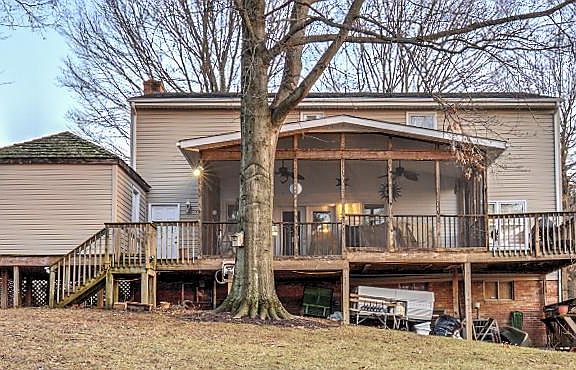 4th image of 8174 Waterfall Dr