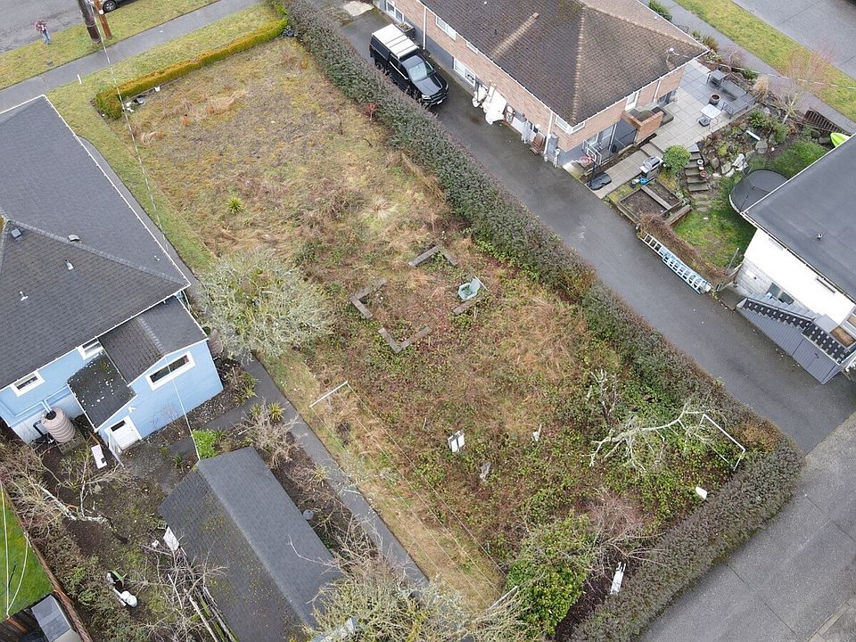 2nd image of 8209 Densmore Avenue