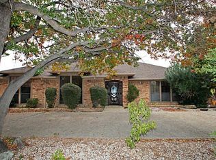 6819 Winding Rose Trl, Dallas, TX 75252