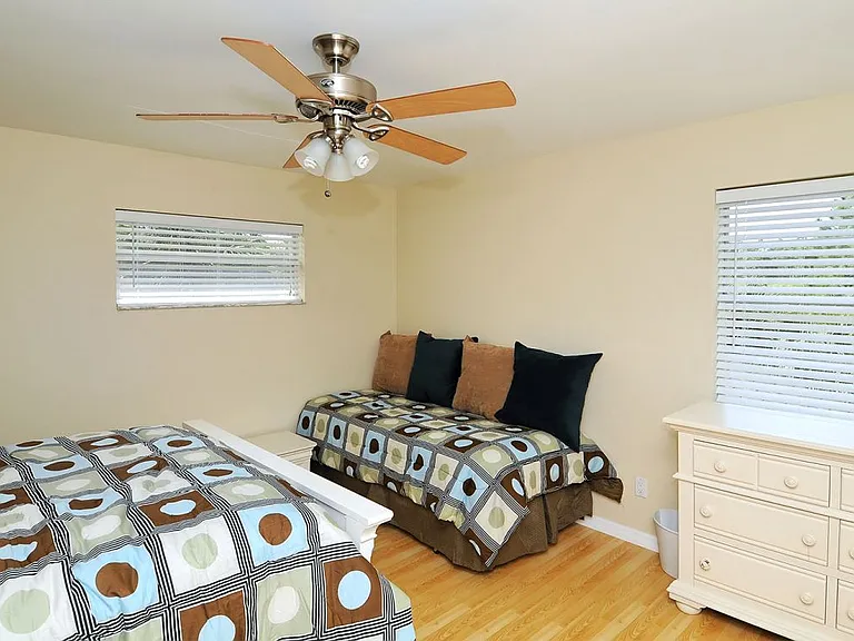 8200 Ibis St #1 — Photo 5