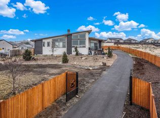 2370 SW Helmholtz Way, Redmond, OR 97756