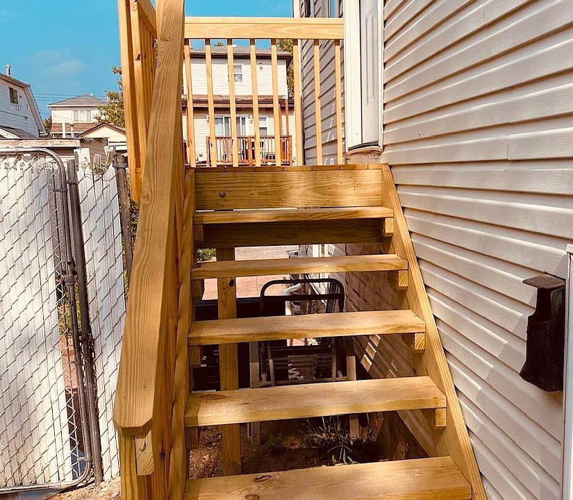 1st image of 115 Baden Pl Floor 2