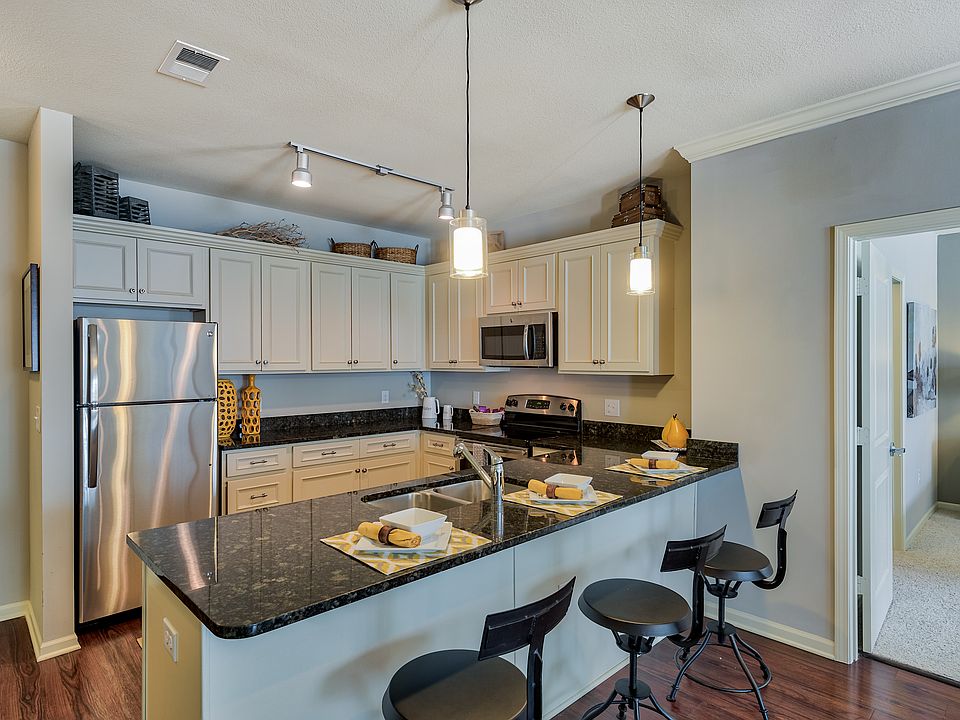 1st image of 11024 Delaware Pkwy #2306