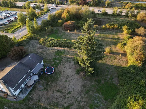 12770 Laity St, Maple Ridge, BC V4R 2P2