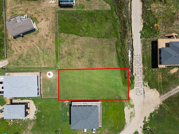 2nd image of 514 Caplen Shores Cir