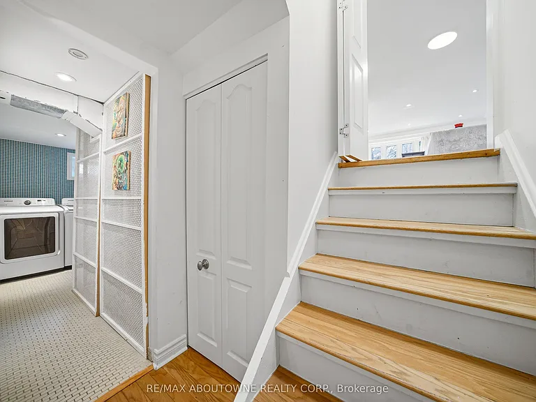 481 Anthony Dr — Photo 21