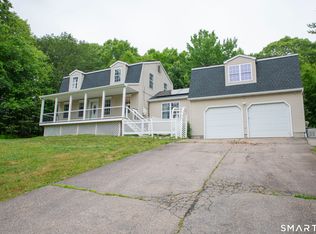 35 Pheasant Run Road, Stonington, CT 06378