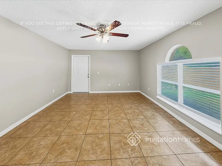 10749 Laxton St — Photo 5