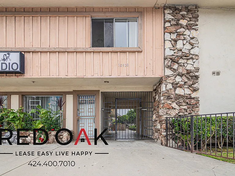 10920 Ramona Blvd #L — Photo 18