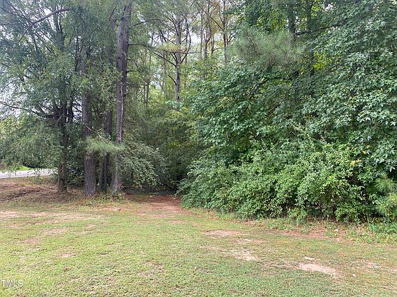 5th image of 401 Tyler Run Dr #2
