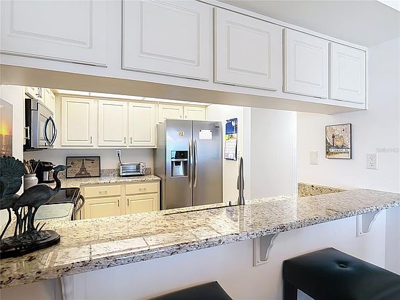 5th image of 5207 S ATLANTIC AVENUE #822