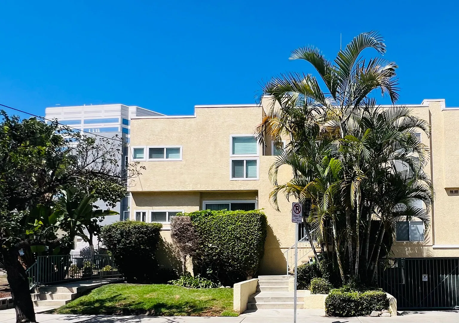 2 bed, 2.5 bath, $3,600 — Photo 1