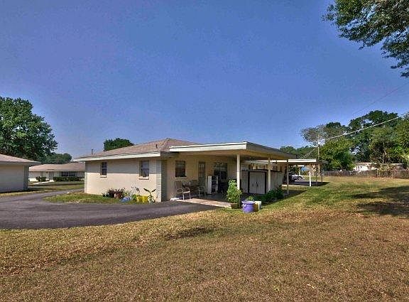 SuburbanVillas-28_02252013