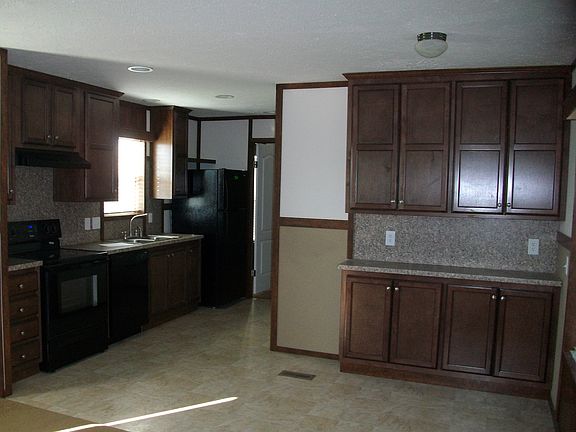 2nd image of 115 Apple Ln