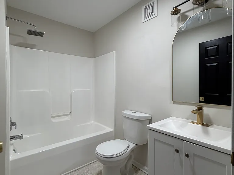 167 N 5th St #2 — Photo 5