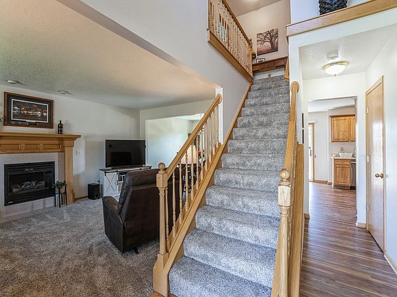 4th image of 2917 SW Coves Dr