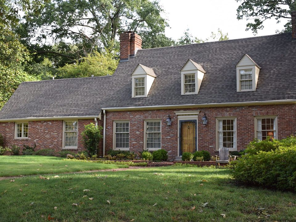 1st image of 460 Williamsburg Ln