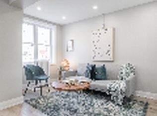 1212 Cannon St E #1, Hamilton, ON L8H1T9