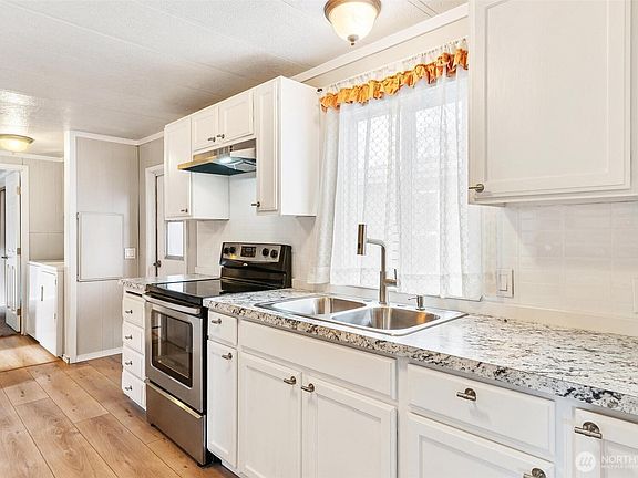 4th image of 32501 NE 50th Street #6