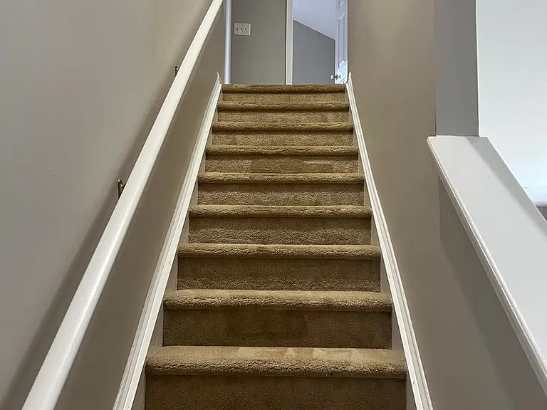 1111 Delander Ln — Photo 10