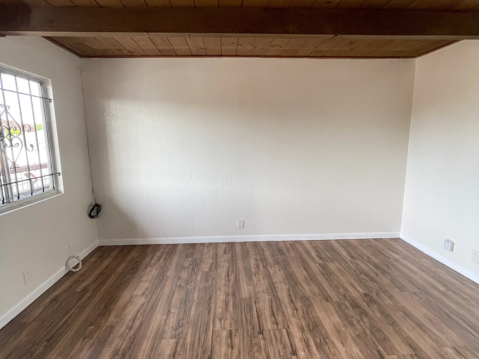 2 bed, 780 sqft, $1,875 — Photo 2