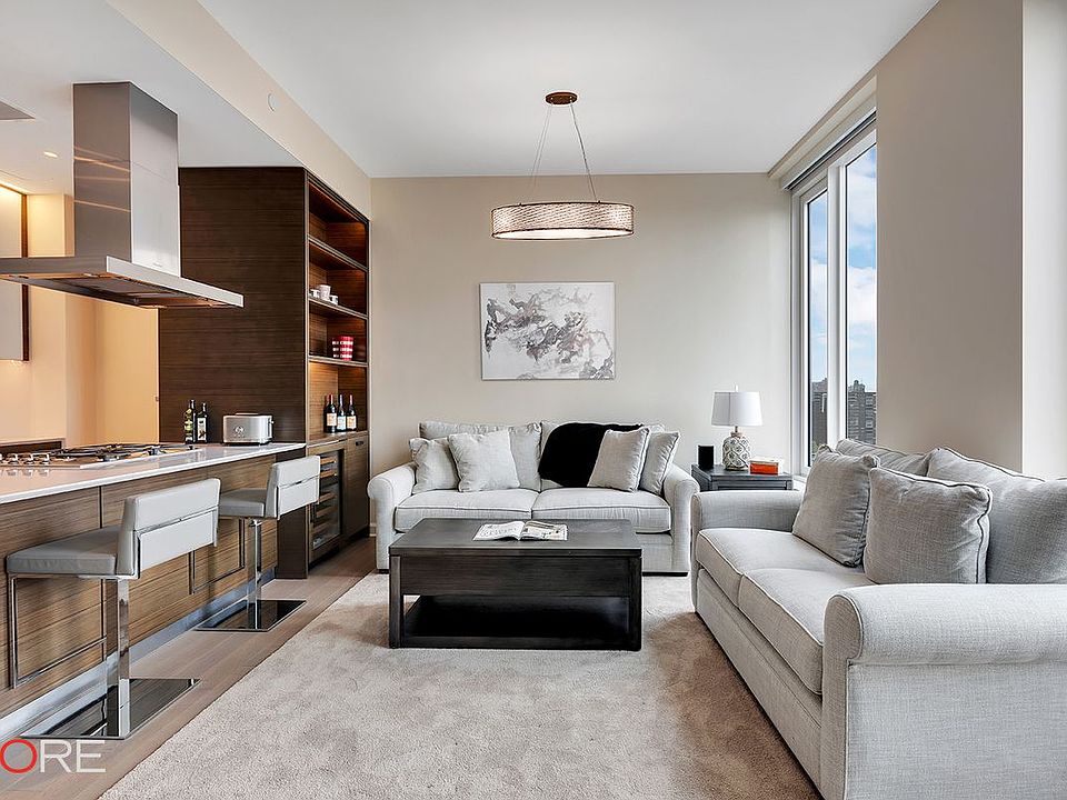 1st image of 530 W 30th St APT 20F