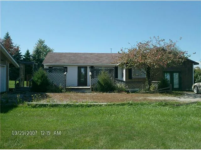 6040 N Adrian Hwy photo 1