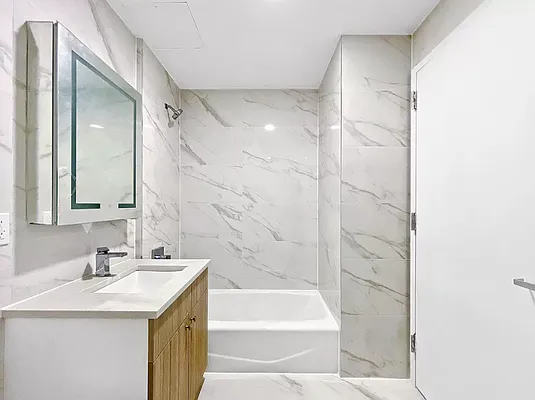 Rented by Nest Seekers International | media 8
