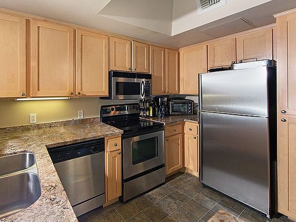 3rd image of 2400 5th Ave Unit 205