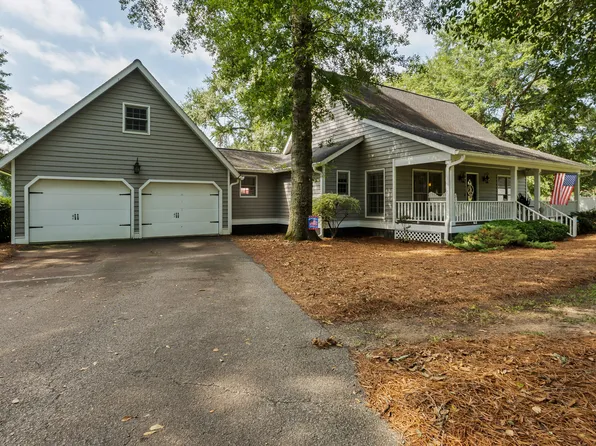 132 Wolf Creek Dr, Americus, GA 31719