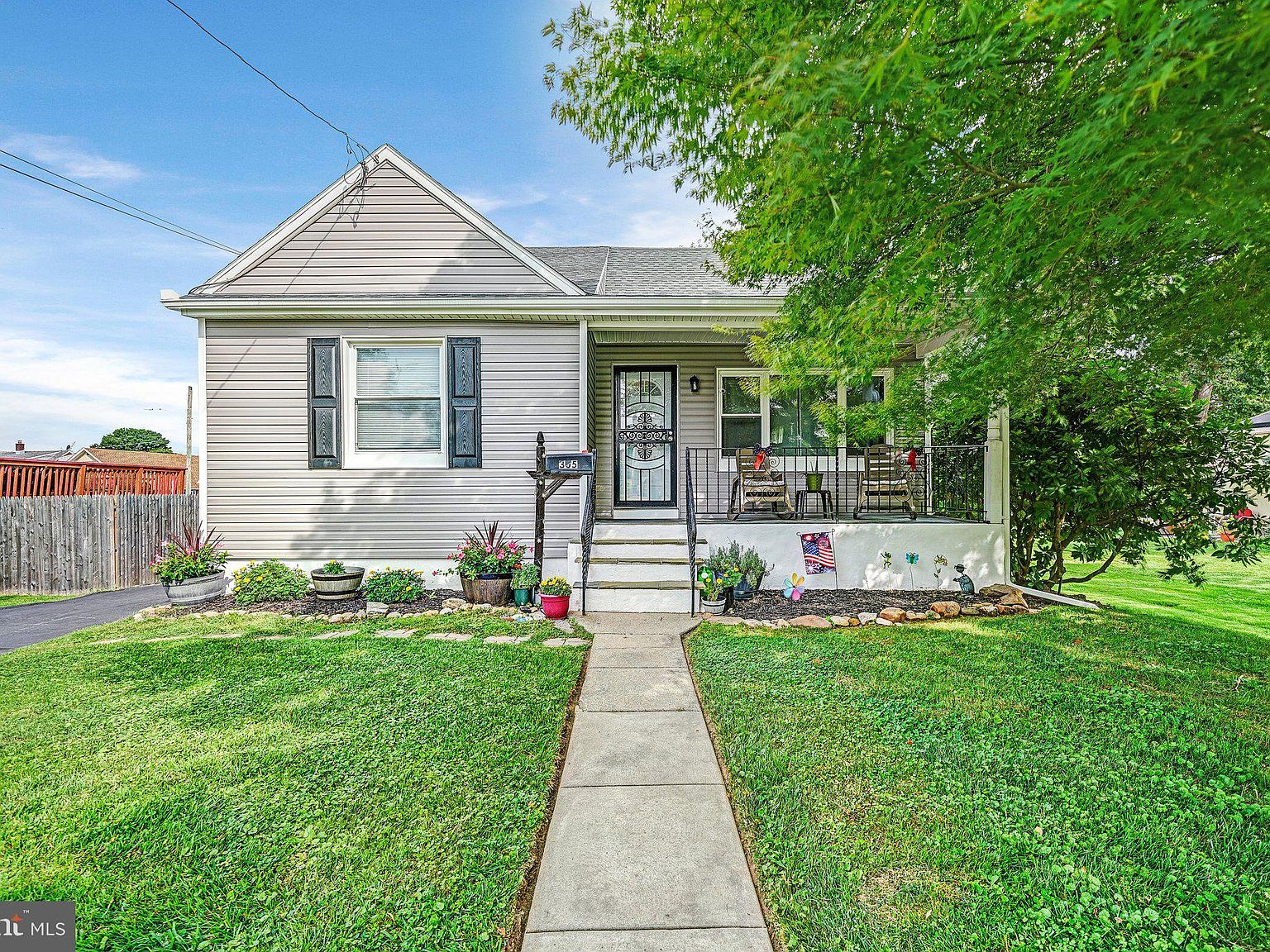 305 6th Ave, Folsom, PA 19033 Zillow