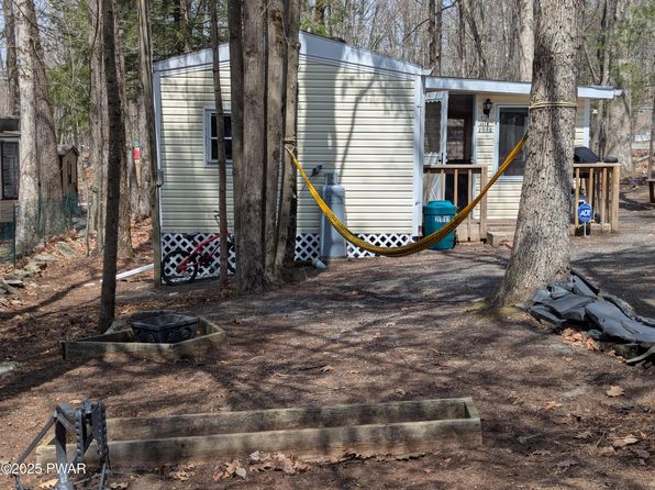 103 Pheasant Ln, Shohola, PA 18458