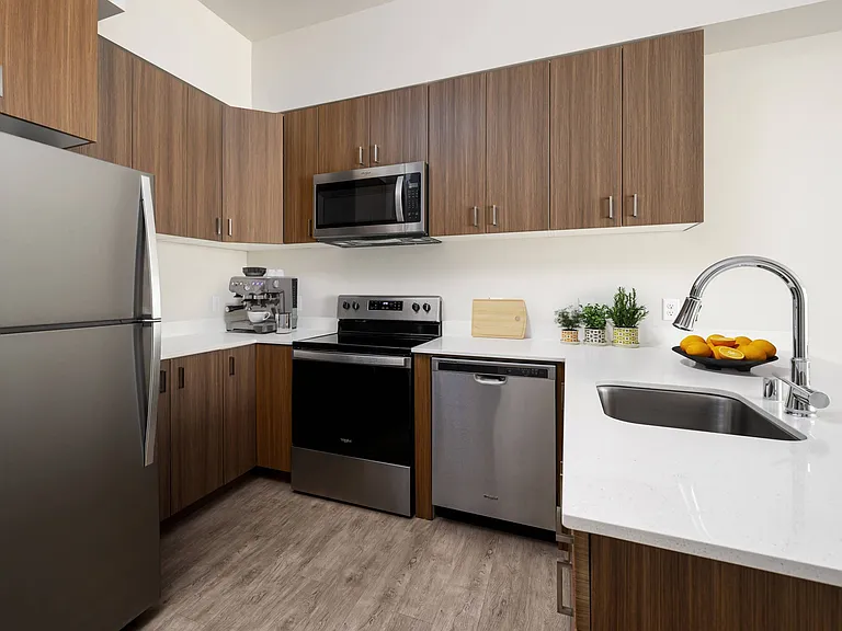 2 Bedrooms 2 Bathrooms