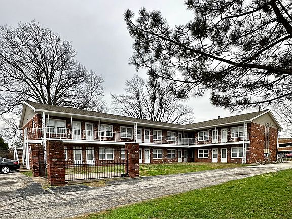 3rd image of 3901 Bellemeade Ave #3913