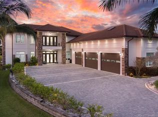 2346 NW Fork Rd, Stuart, FL 34994