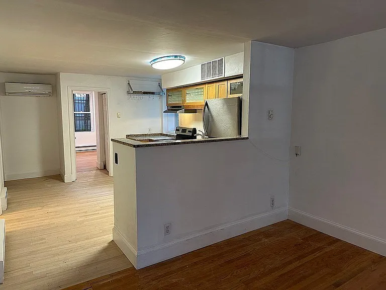520 Shawmut Ave #1 — Photo 6
