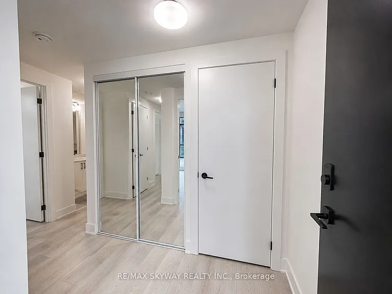 2450 Old Bronte Rd #217 — Photo 8