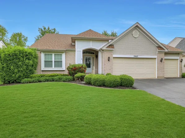 7063 Nathan Ln, Carpentersville, IL 60110