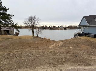 166 N Harmon Dr, Mitchell, SD 57301