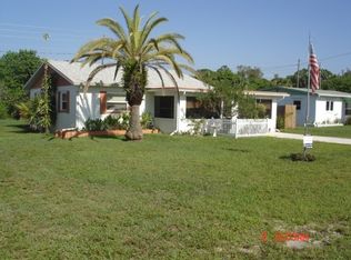 1642 NE Maureen Ct, Jensen Beach, FL 34957