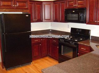 5 Cherokee St #2DA, Boston, MA 02120