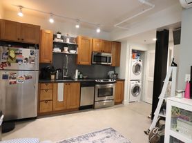 20-26 Sunnyside St