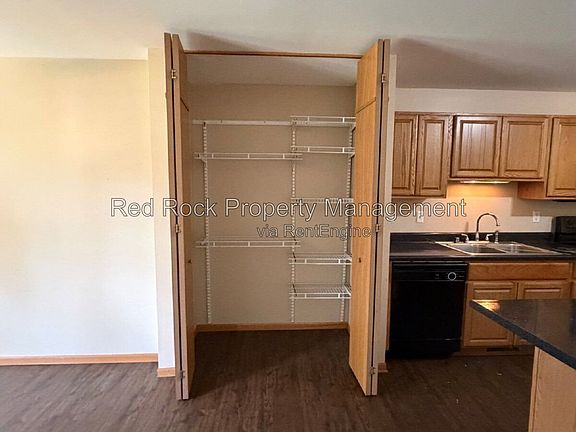 3rd image of 1931 Dupont Dr Unit 102