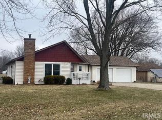 700 W Michelle Ct, Muncie, IN 47302