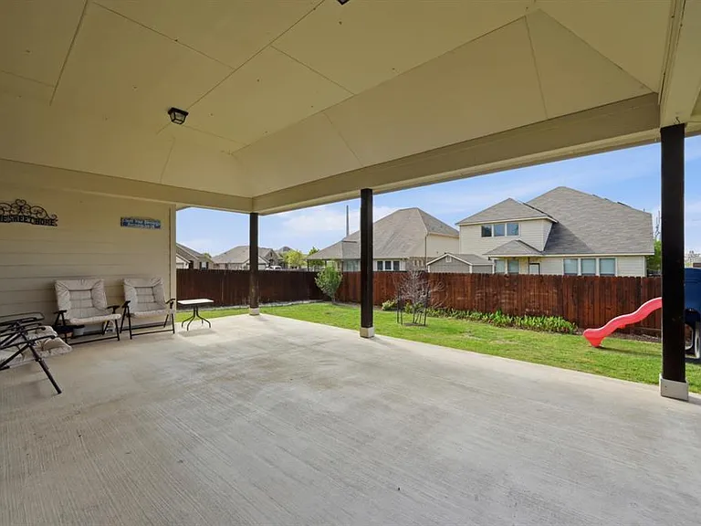 703 N Emory Cv — Photo 8