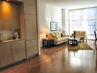 Rented by R New York