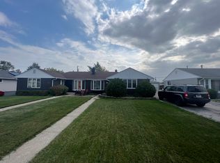 4723 W 89th Pl, Hometown, IL 60456
