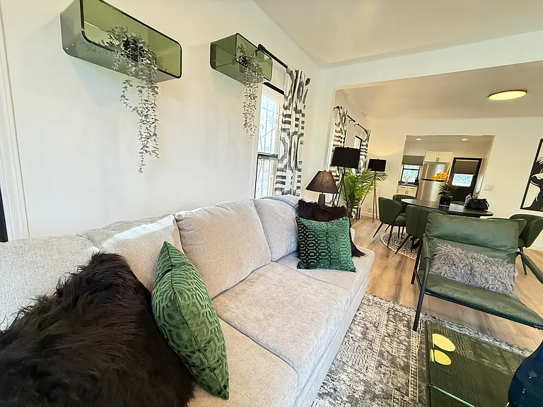 1235 S Longwood Ave #1235 — Photo 44