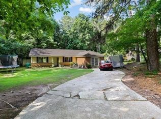 2519 Crumps Landing Rd, Snellville, GA 30039