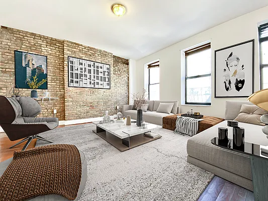 Rented by Voro NYC | media 10